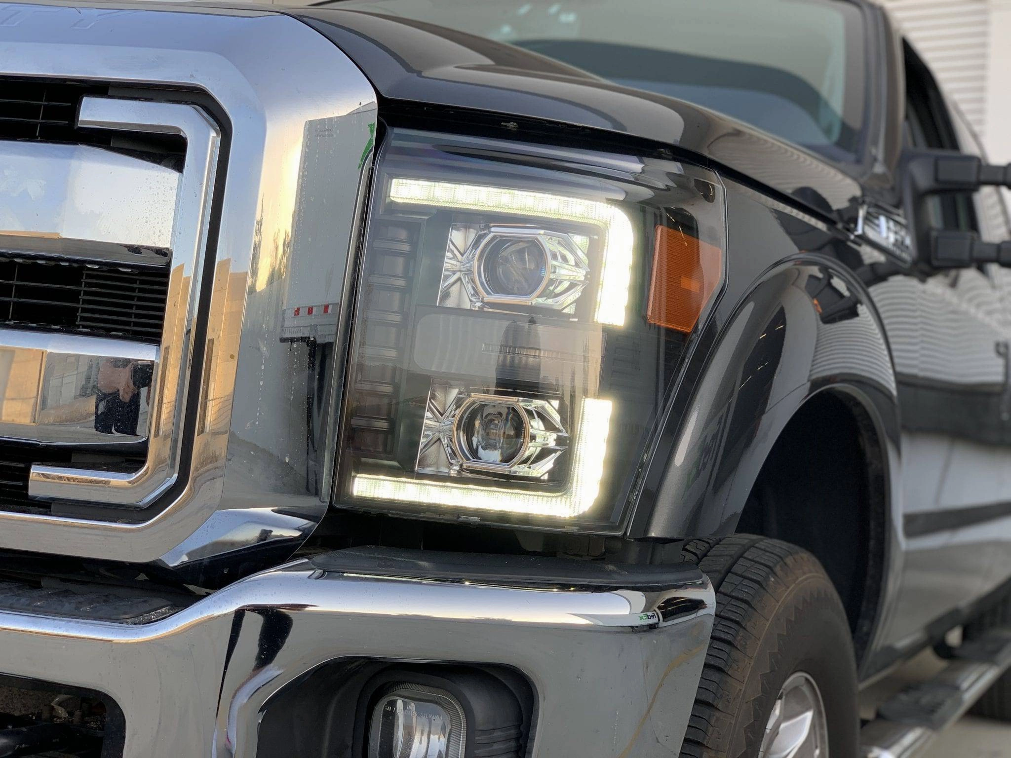11-16 Ford Super Duty PRO-Series Halogen Projector Headlights Alpha-Black