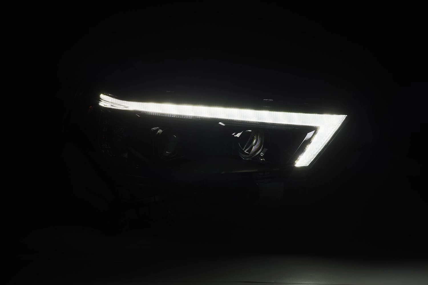 14-23 Toyota 4Runner MK II LUXX-Series LED Projector Headlights Alpha-Black