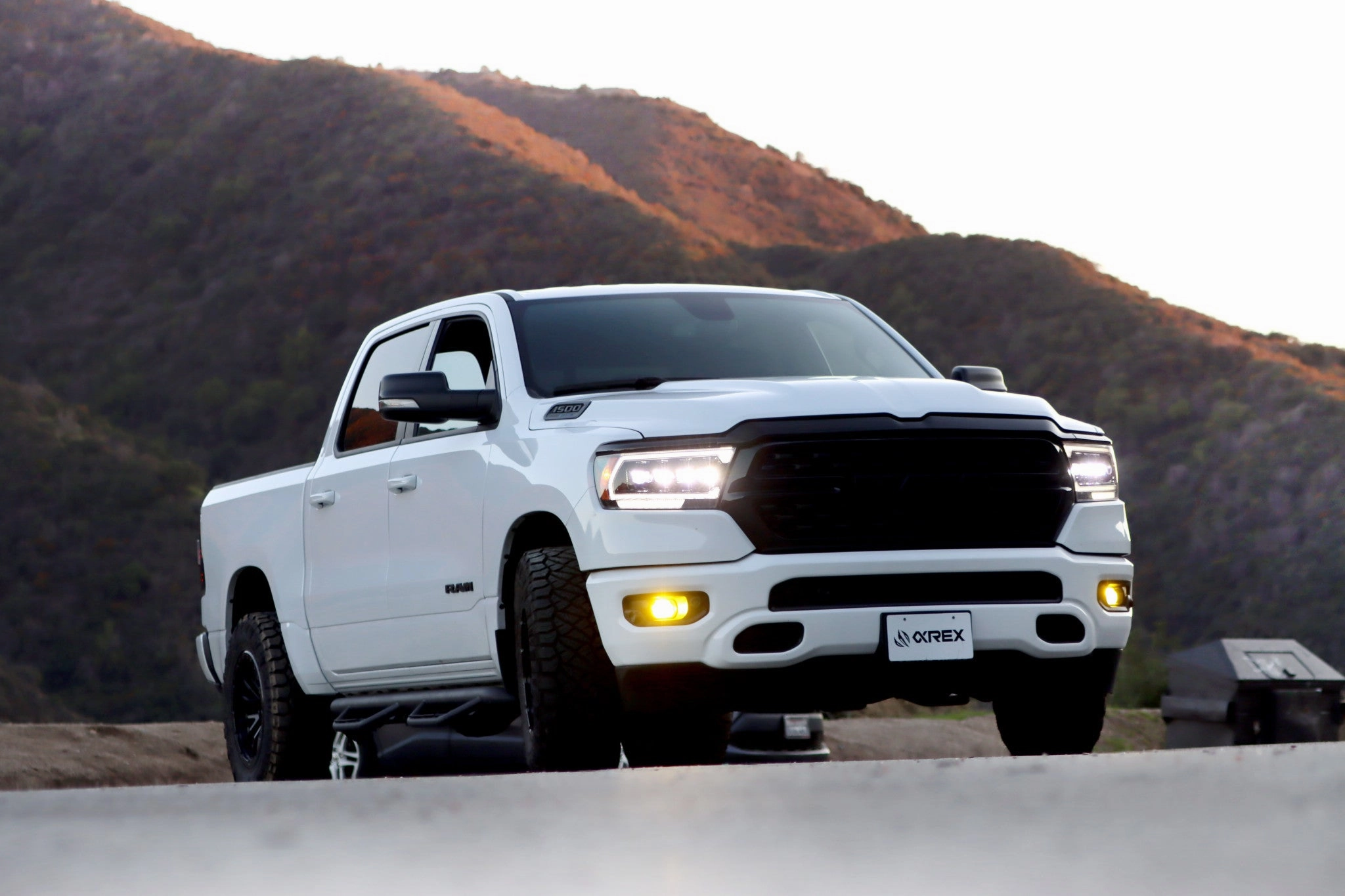 19-24 Ram 1500 (MK II 2500 Style) NOVA-Series LED Projector Headlights Black