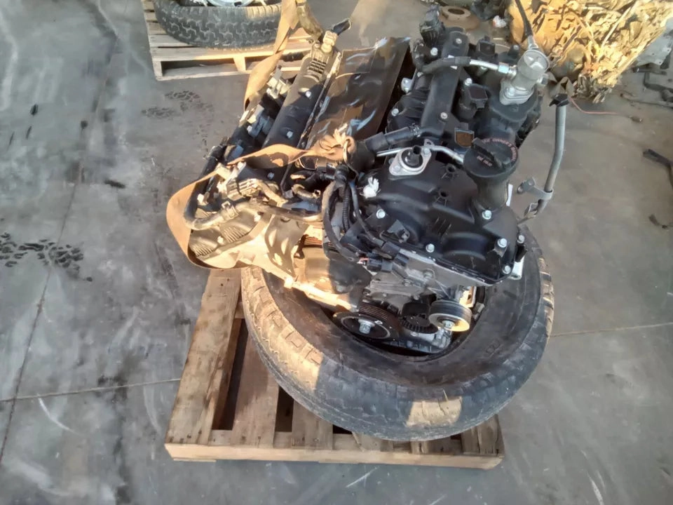 2012 2013 2014 HYUNDAI GENESIS SEDAN 3.8L V6 ENGINE MOTOR ASSEMBLY 126K MILES