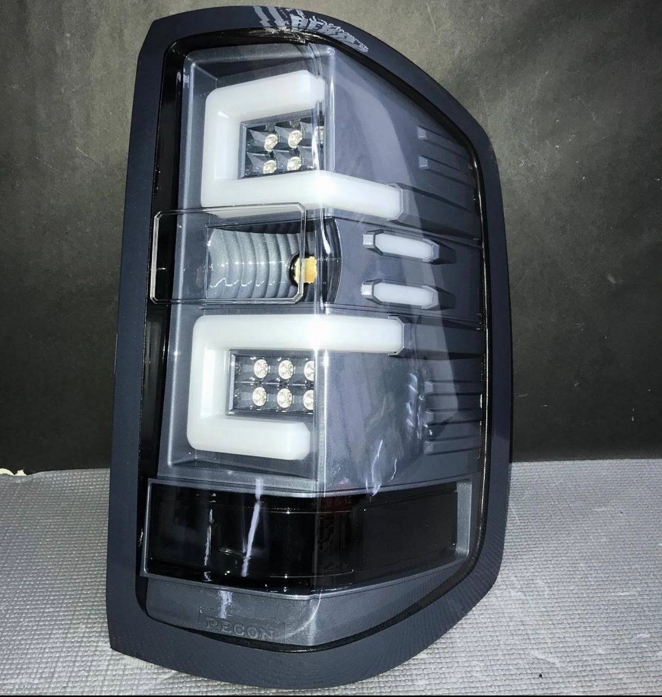 2014-2019 Chevrolet Silverado RECON Clear Lens (Paintable) OLED Tail Lights (Replaces OEM Halogen ONLY)