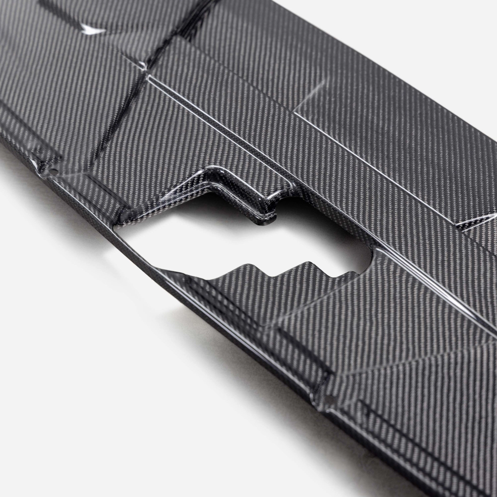 2024   Ford Mustang S650 Carbon Fiber Radiator Cover