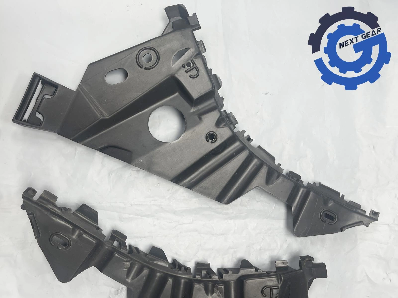 22769416   22769417 OEM GM Front Bumper Grille-Side Bracket Buick LaCrosse 10-13