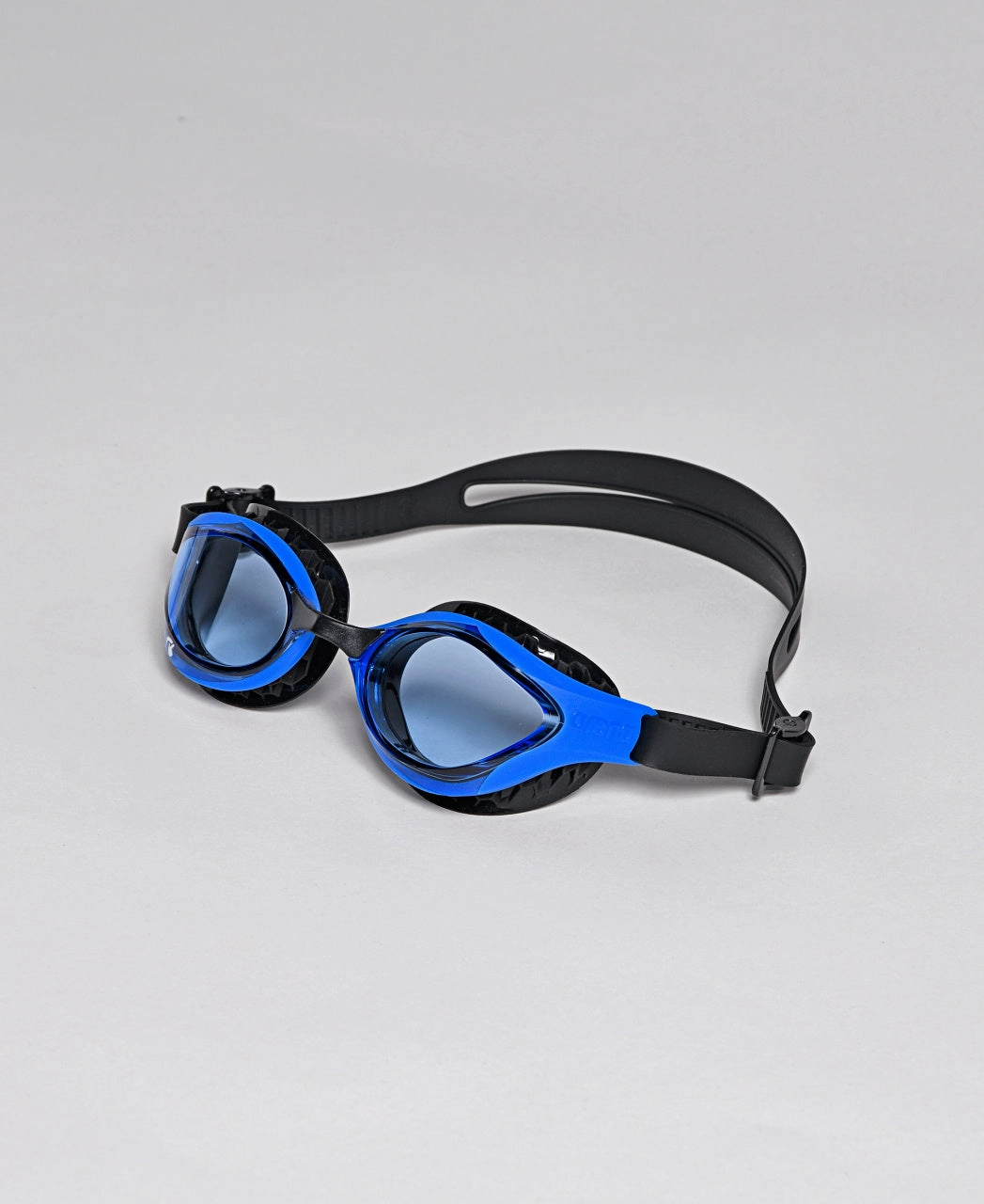 arena Air-Bold Swipe Swim Goggle