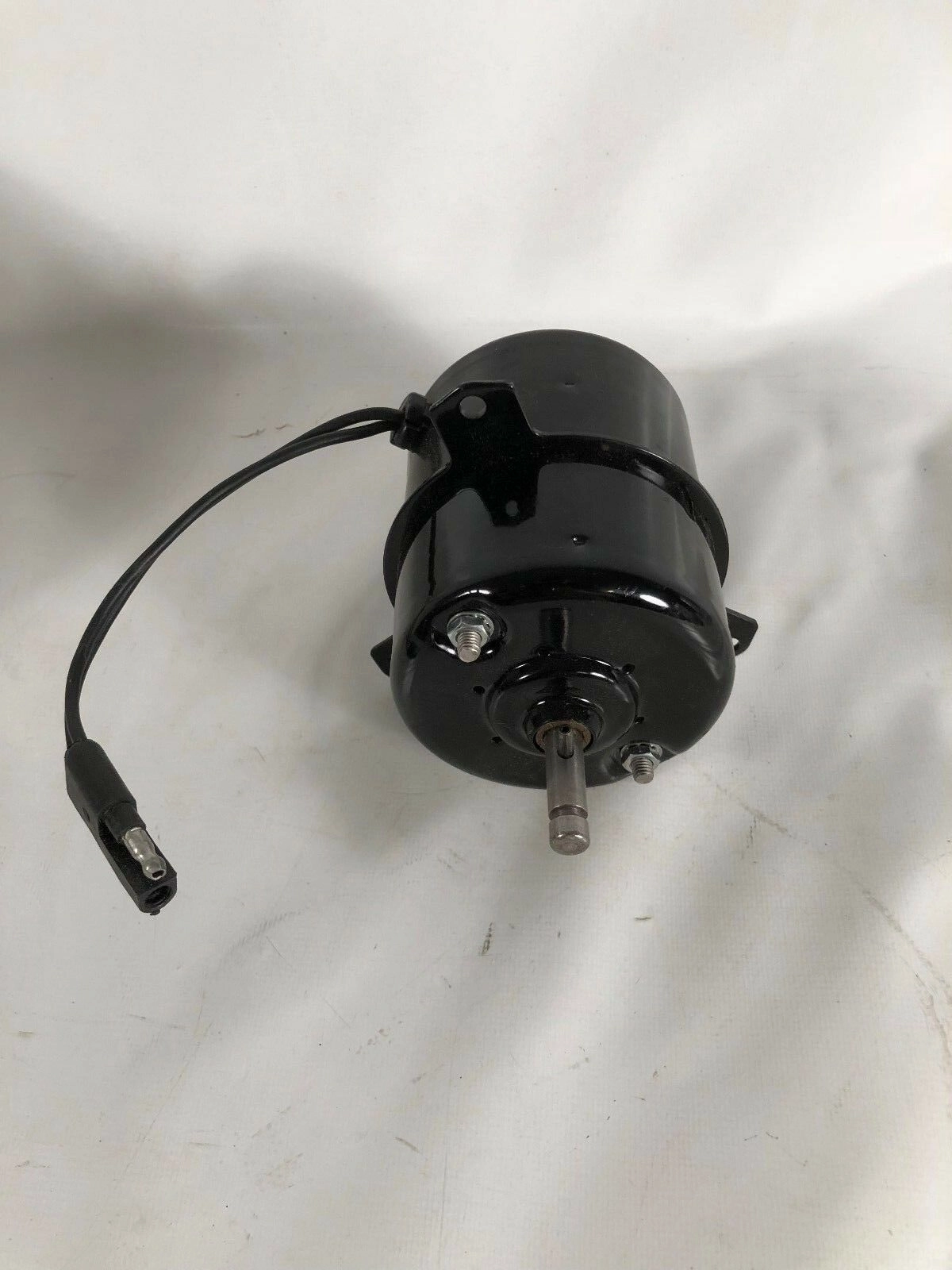 Engine cooling fan motor for 1982-1989 Dodge Chrysler Plymouth Renault