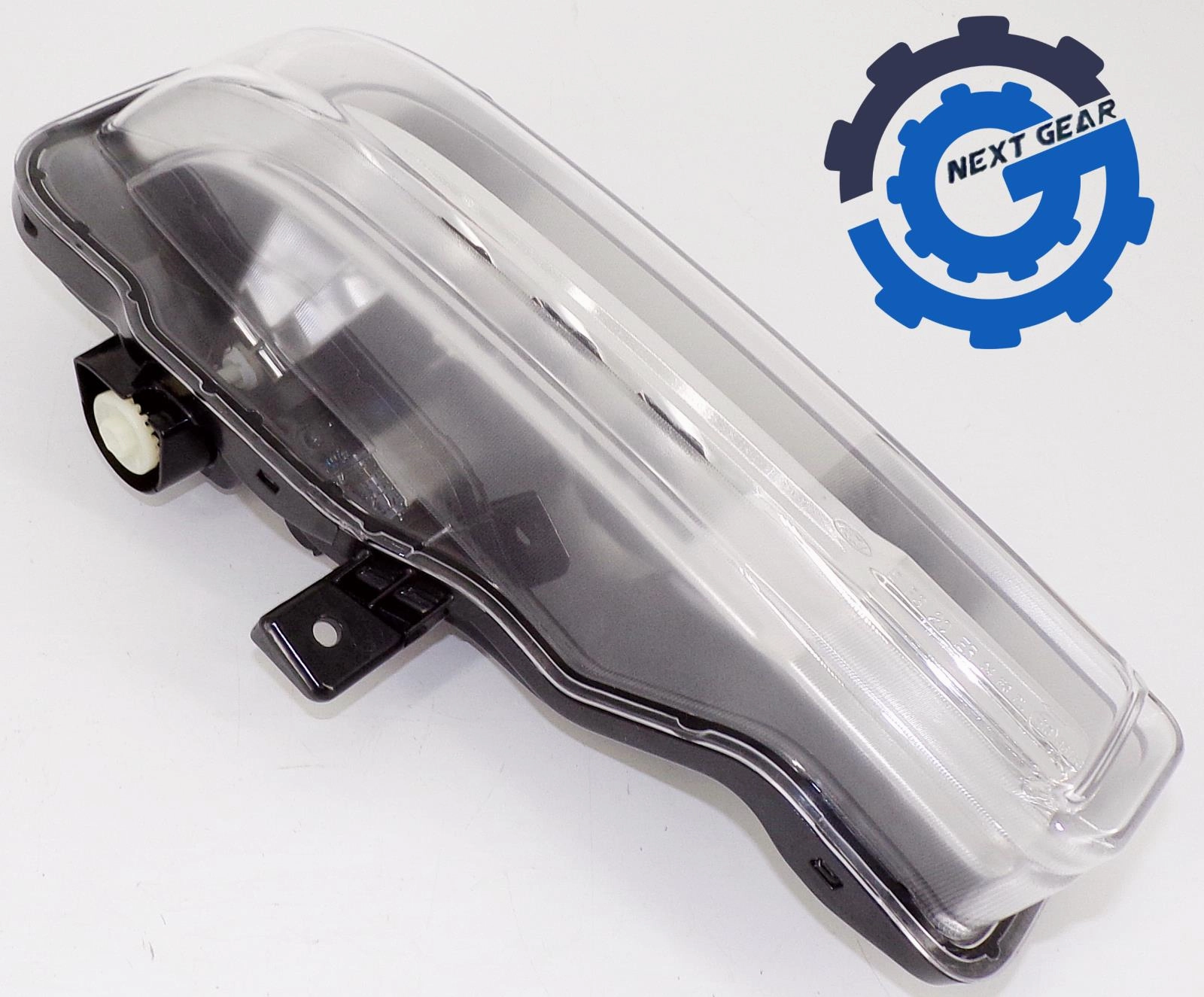 LB5B-15A254-AC New OEM Ford Right Fog Light Assembly for 2020-2021 Explorer