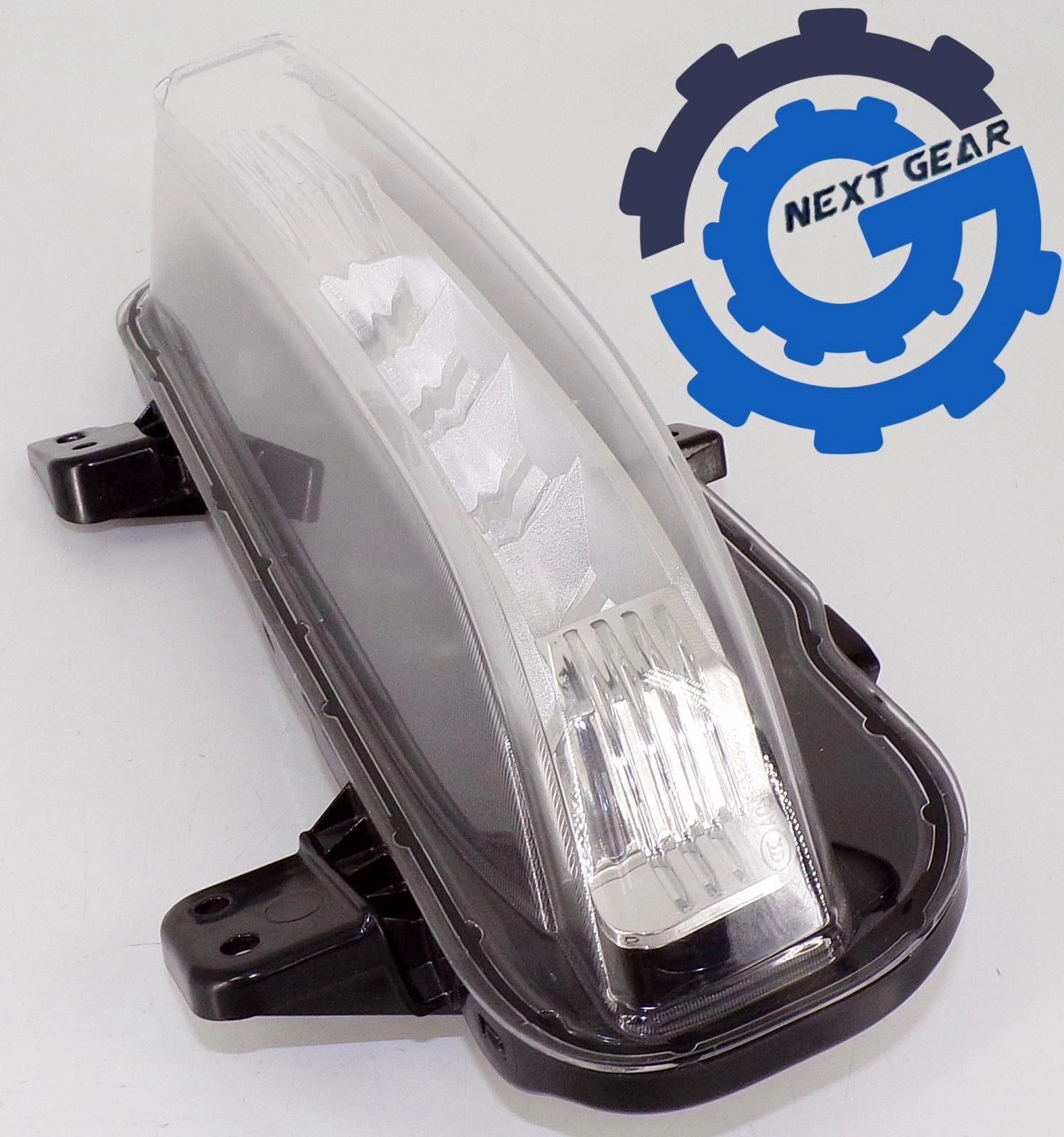 LB5B-15A254-AC New OEM Ford Right Fog Light Assembly for 2020-2021 Explorer