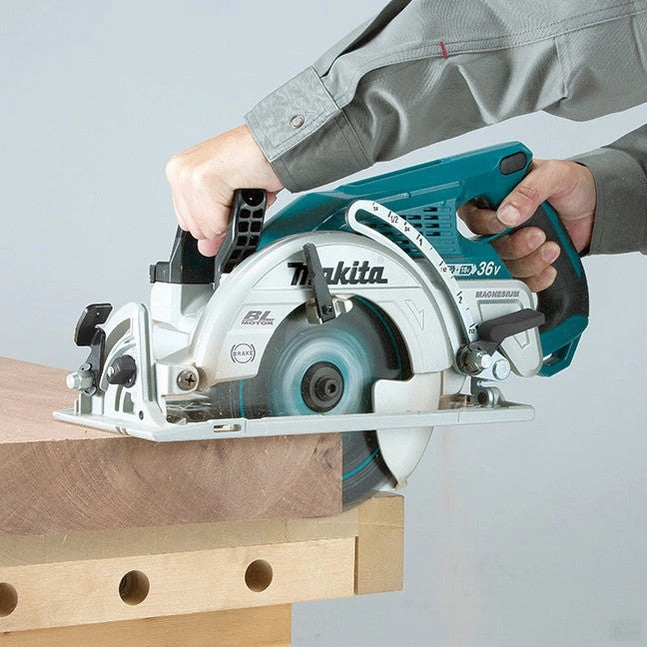 Makita 36V(18Vx2) LXT Brushless 7-1/4" Circular Saw, 5.0Ah x2 (DRS780PT2X)