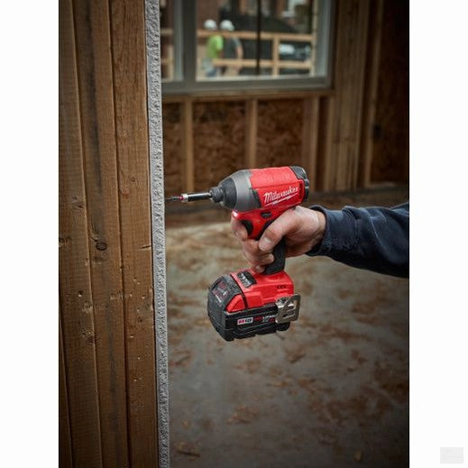 Milwaukee M18 FUEL™ 1/4" Hex Impact Driver Kit 2753-22