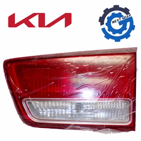 New OEM Kia Right Tail Light Assembly 2015-2018 Sedona 3.3L 92406A9400