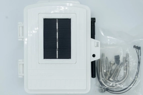 Wireless Transmitter Station (NZ), solar powered